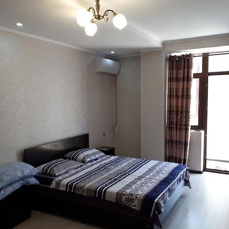 Oscar'S Apartments Bishkek Ngoại thất bức ảnh