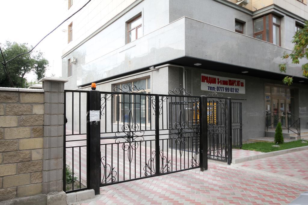 Oscar'S Apartments Bishkek Ngoại thất bức ảnh