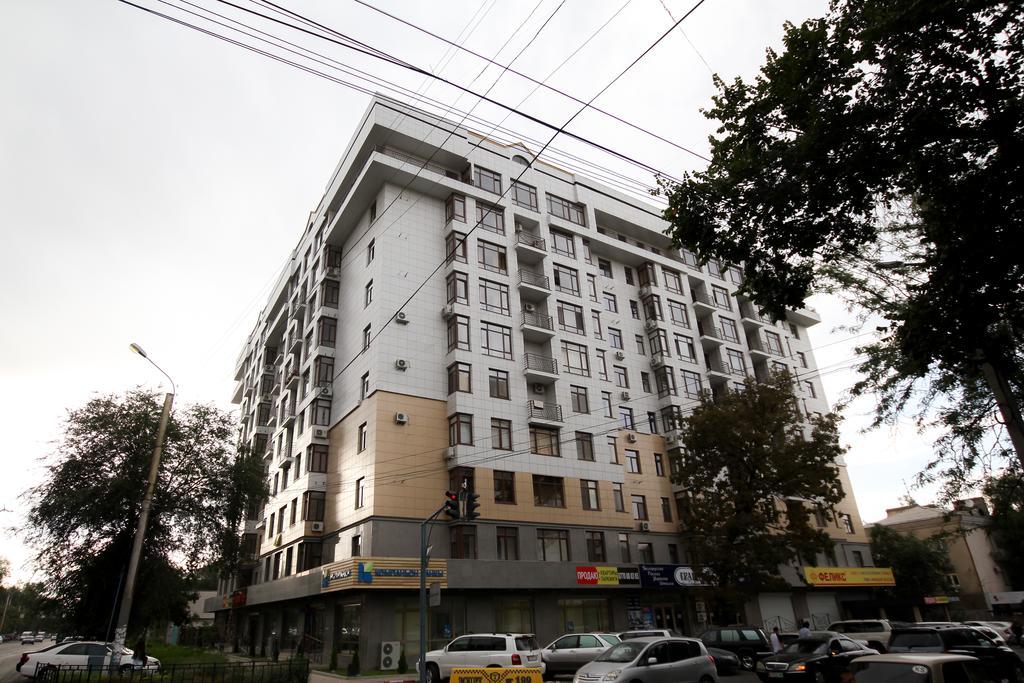 Oscar'S Apartments Bishkek Ngoại thất bức ảnh
